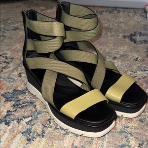 NWOB Sorel Women's Sandals in Olive and Black